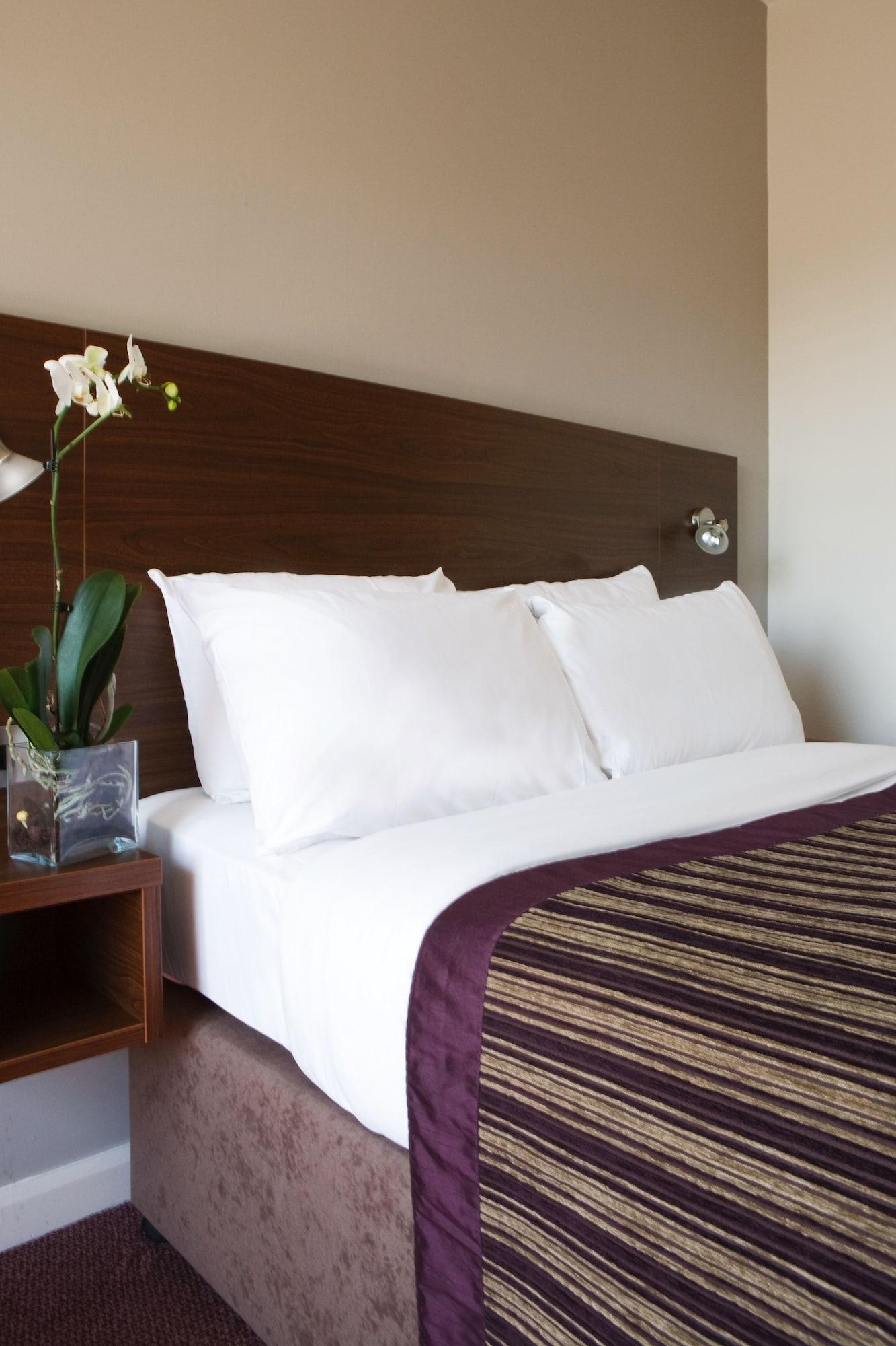 Leonardo Hotel Дербі Екстер'єр фото
