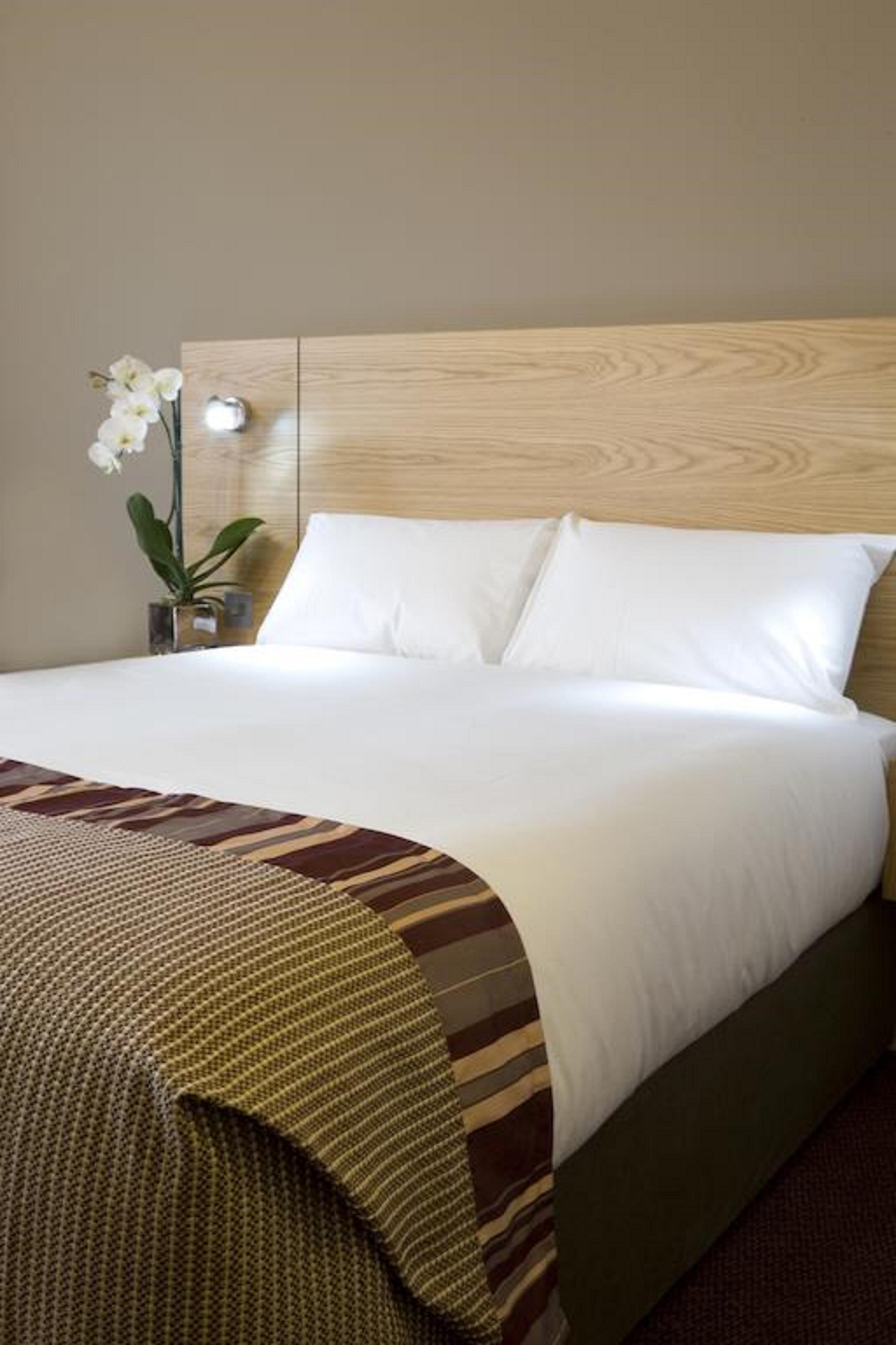 Leonardo Hotel Дербі Екстер'єр фото