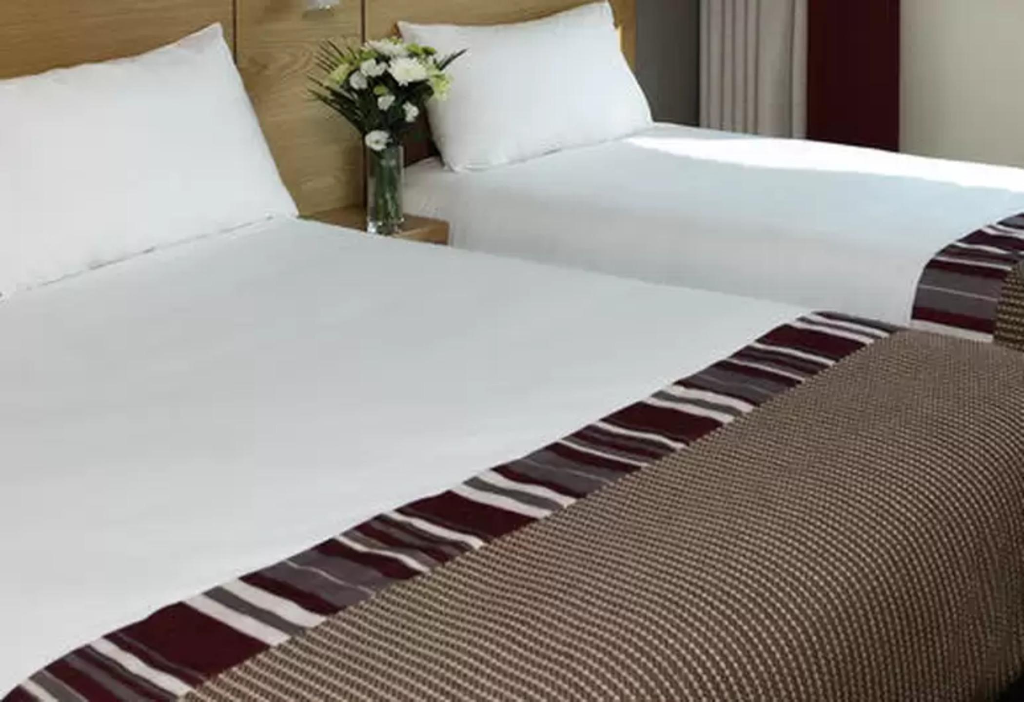 Leonardo Hotel Дербі Екстер'єр фото