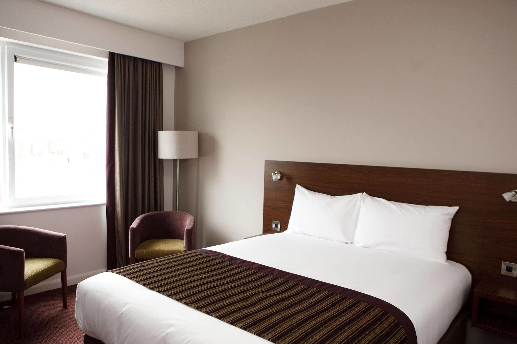 Leonardo Hotel Дербі Екстер'єр фото